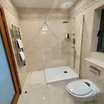 Seaview Family Apartment, Pool, Easy Access To The Sea, Near Bay 아파트 *