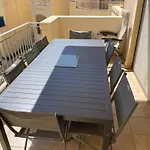 Seaview Family Apartment, Pool, Easy Access To The Sea, Near Bay 아파트 *