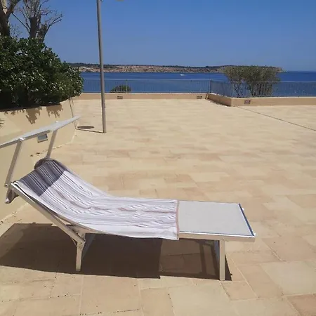 Seaview Family Apartment, Pool, Easy Access To The Sea, Near Bay Apartment