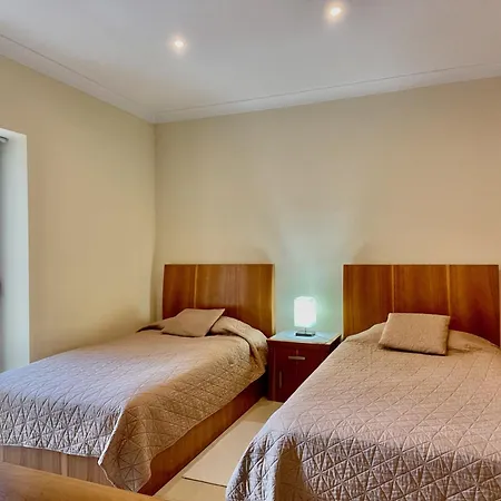 Seaview Family Apartment, Pool, Easy Access To The Sea, Near Bay *