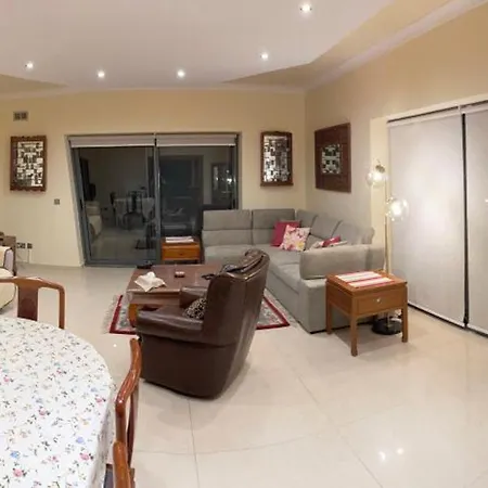 Lejlighed Seaview Family Apartment, Pool, Easy Access To The Sea, Near Bay *