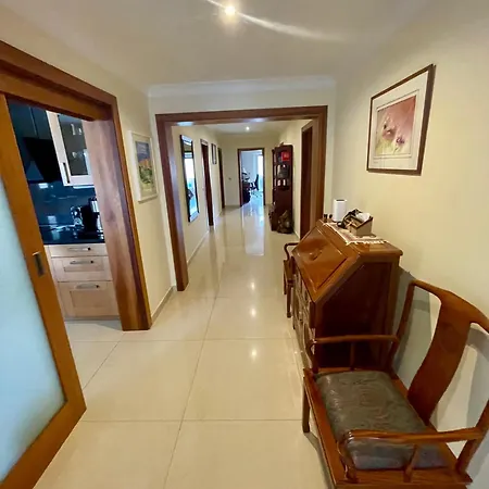 Seaview Family Apartment, Pool, Easy Access To The Sea, Near Bay *