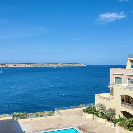 Seaview Family Apartment With Pool Near Mellieha Bay Mellieħa