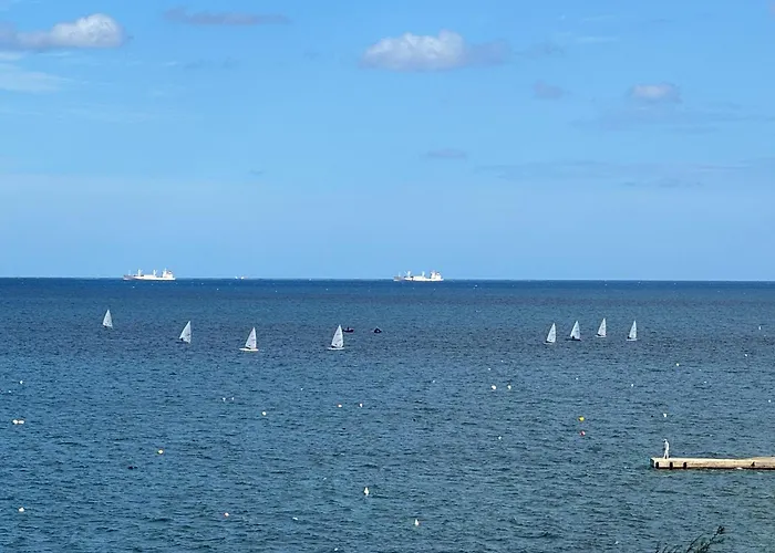 Apartamento Seaview Family Apartment, Pool, Easy Access To The Sea, Near Bay Mellieħa