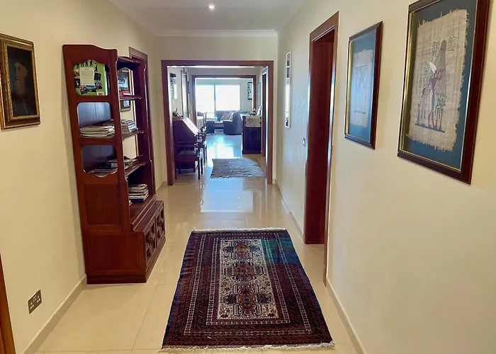 Seaview Family Apartment, Pool, Easy Access To The Sea, Near Bay * Mellieħa