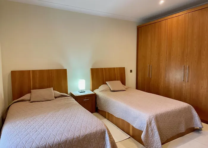 Seaview Family Apartment, Pool, Easy Access To The Sea, Near Bay Apartamento *